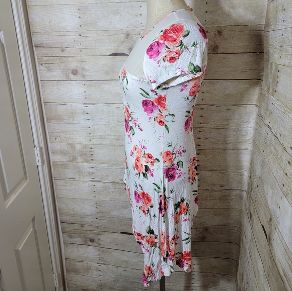 White floral knit shirt - Picture 2 of 5